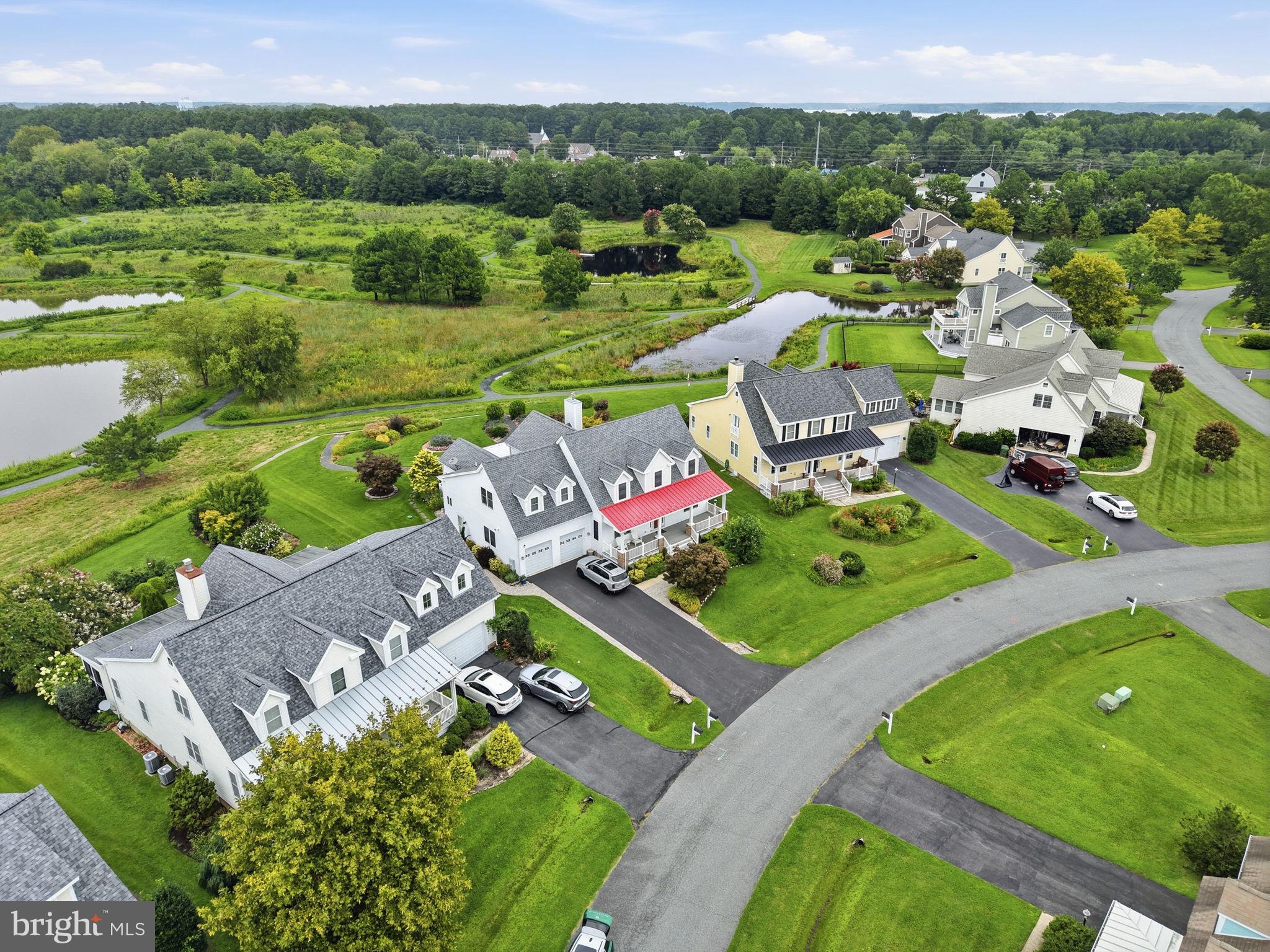 7964 POND HAVEN COURT