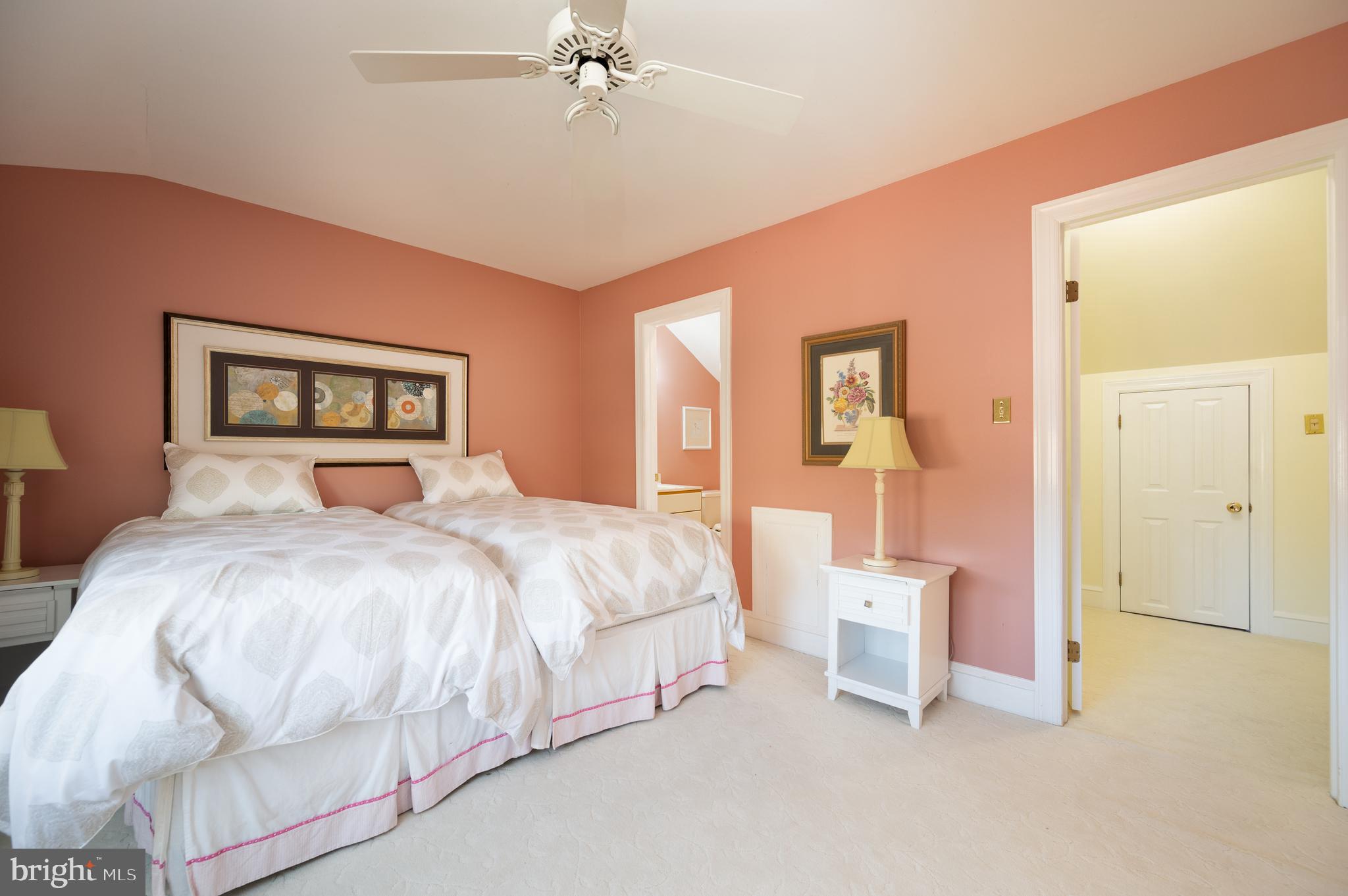 HENRY CLAY VILLAGE - Residential