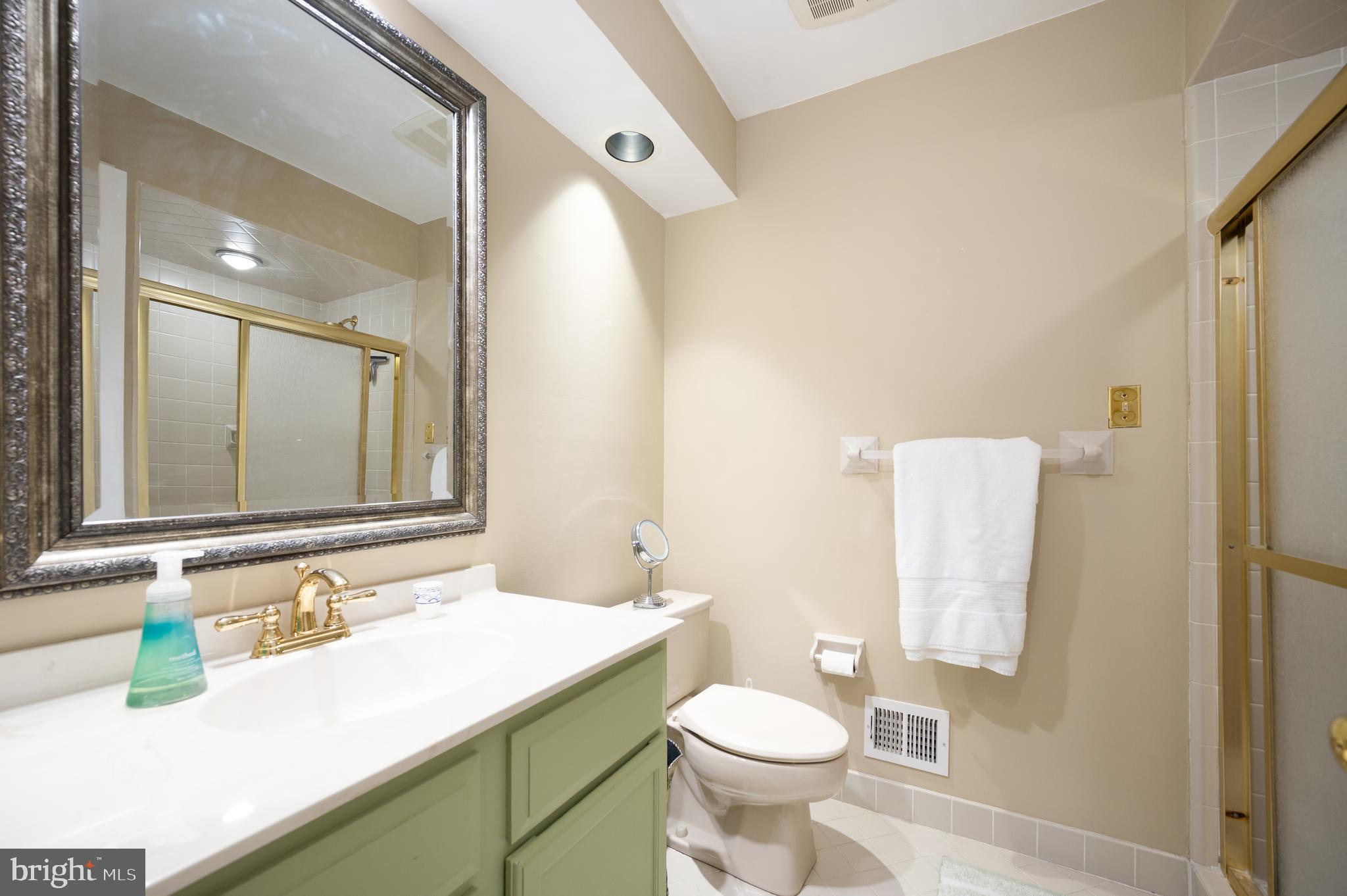 HENRY CLAY VILLAGE - Residential