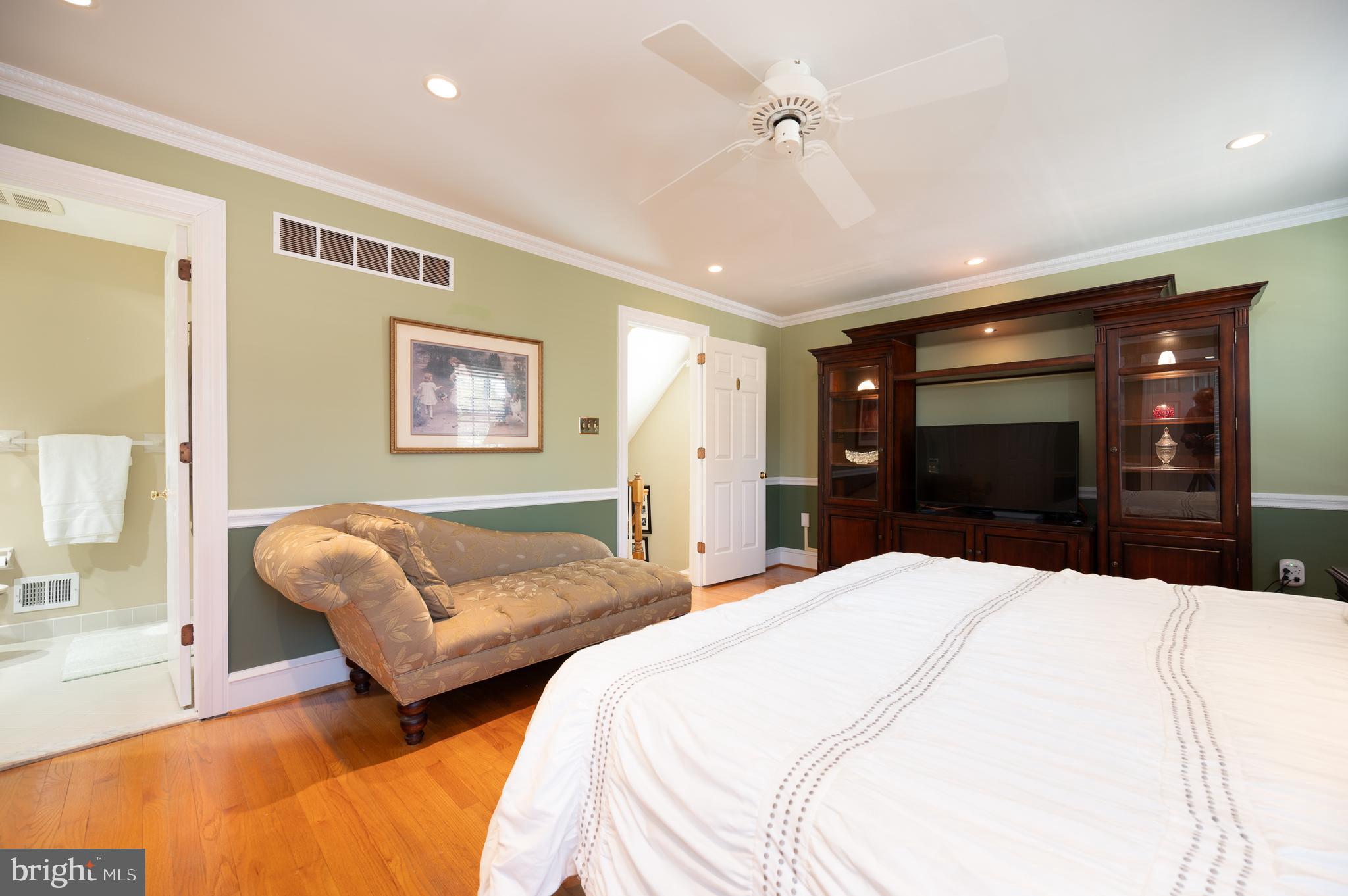 HENRY CLAY VILLAGE - Residential