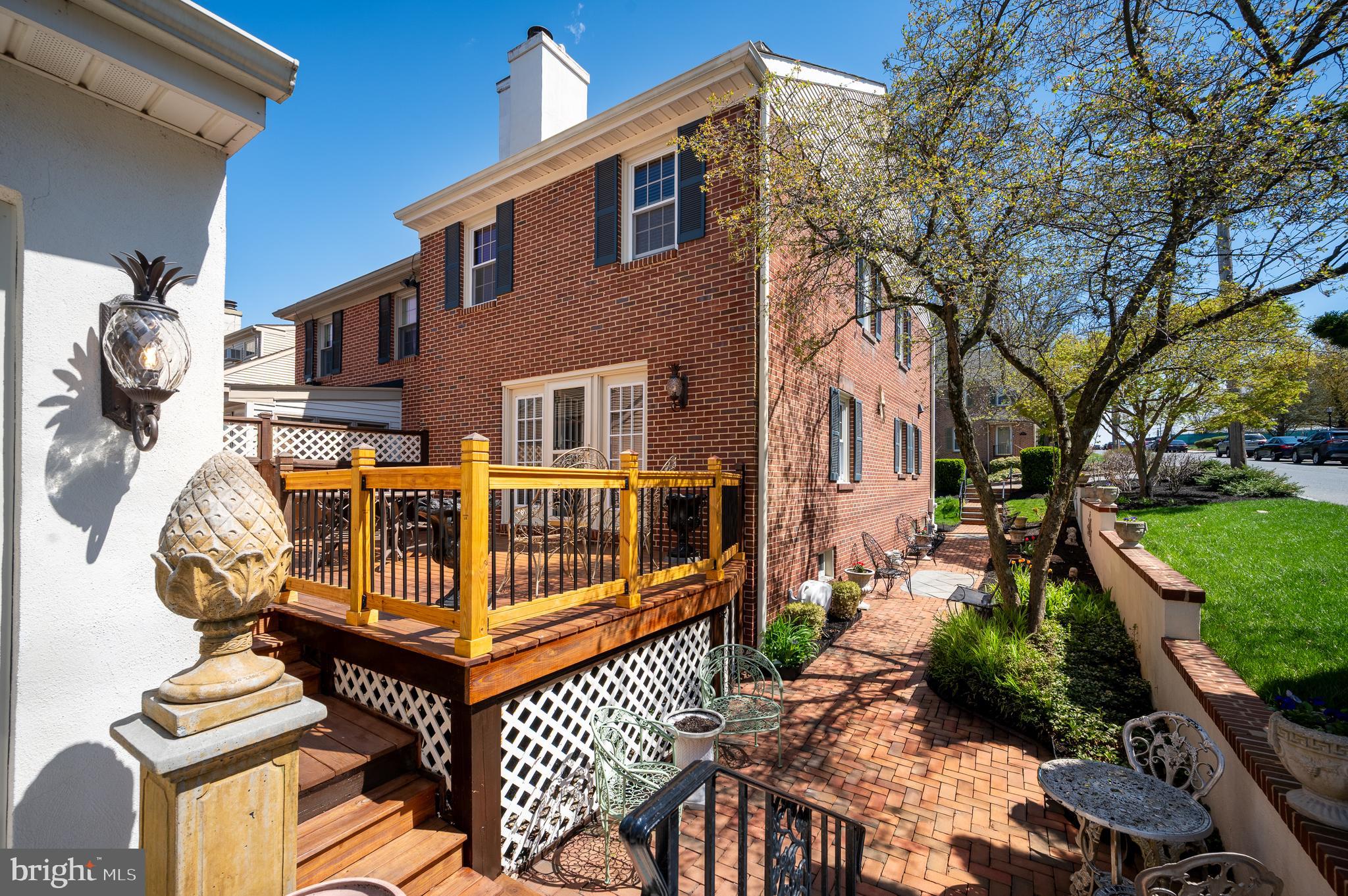 HENRY CLAY VILLAGE - Residential