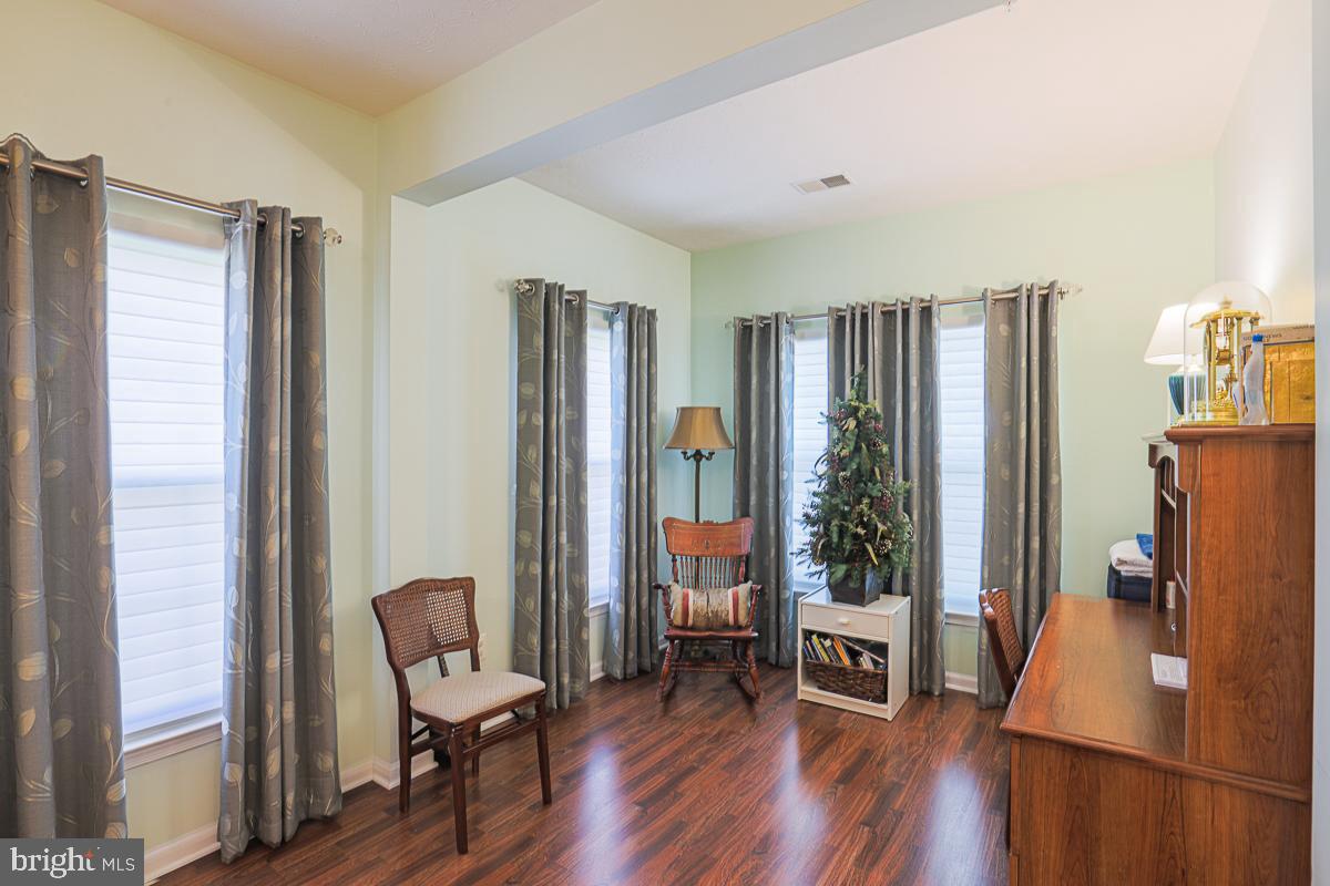 PERRY HALL FARMS - Residential