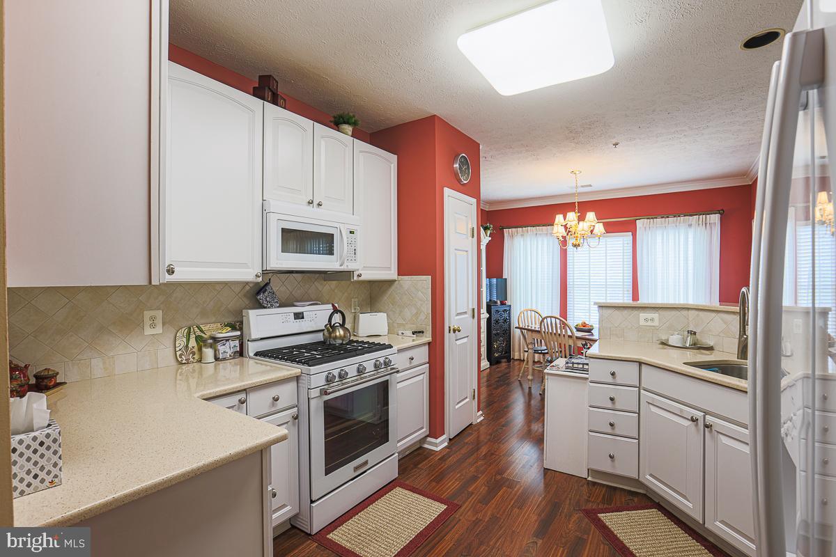 PERRY HALL FARMS - Residential