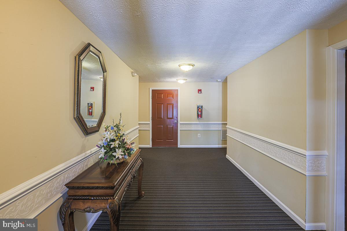 9601 AMBERLEIGH LANE F 9601F