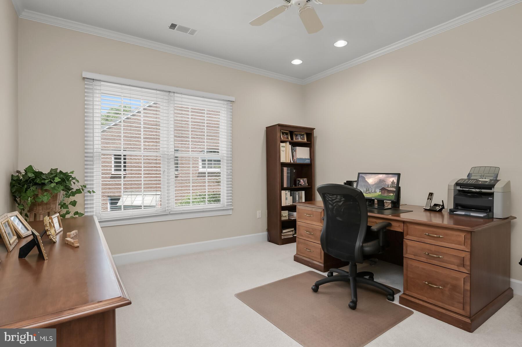 RIVER FALLS - Residential