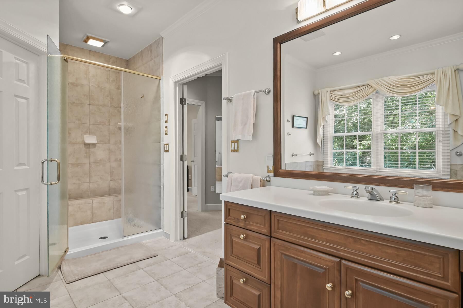 RIVER FALLS - Residential