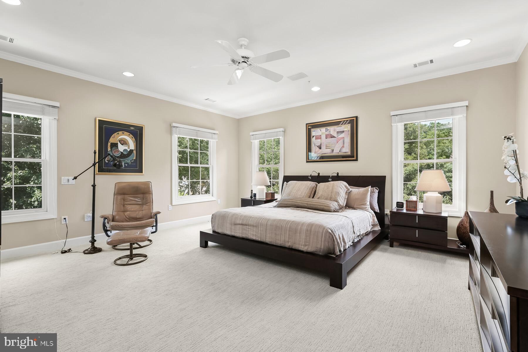 RIVER FALLS - Residential