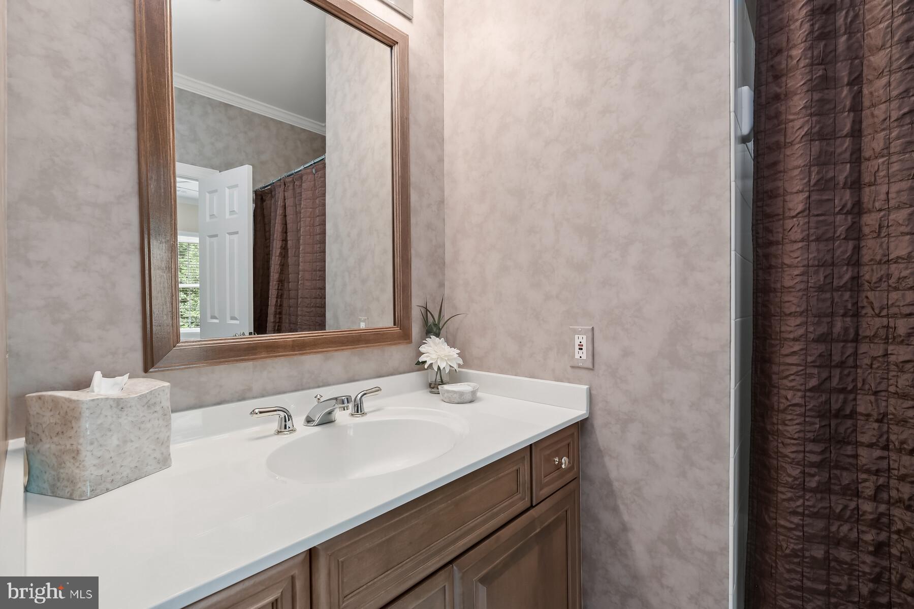 RIVER FALLS - Residential