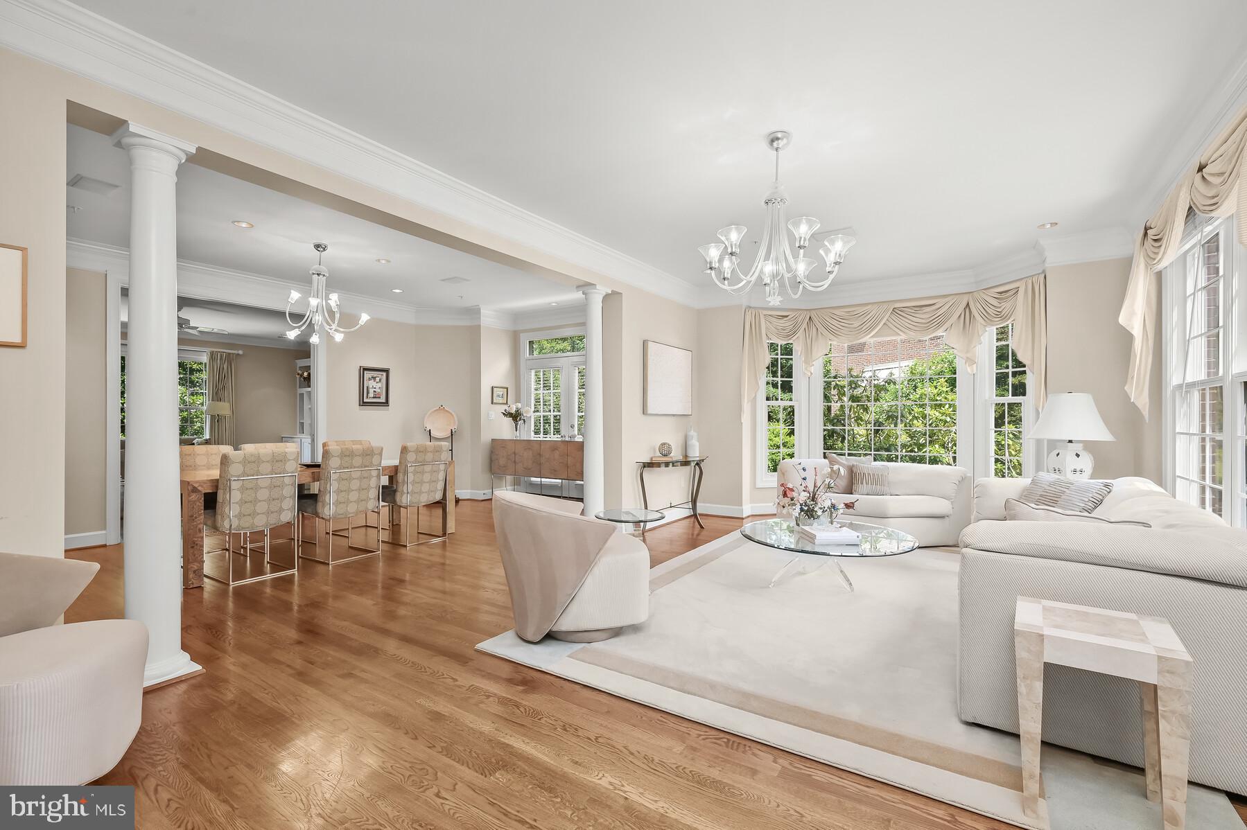 RIVER FALLS - Residential