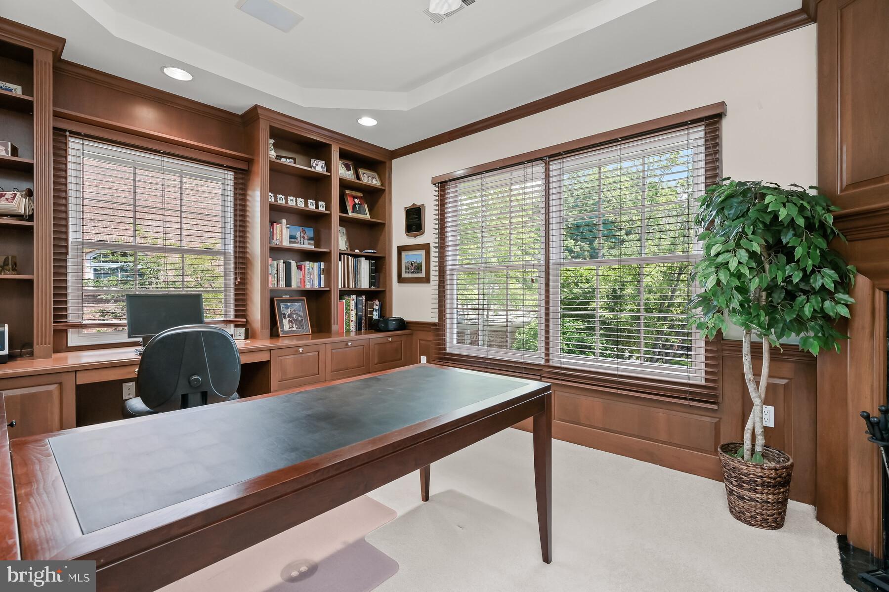 RIVER FALLS - Residential