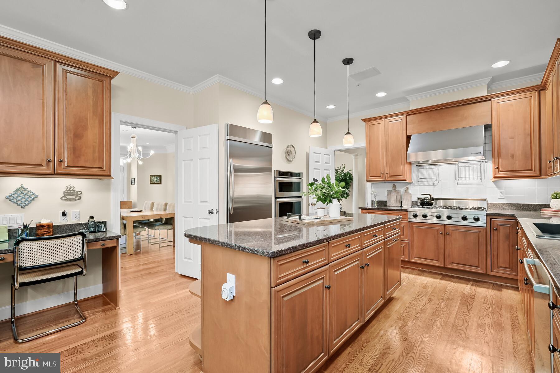 RIVER FALLS - Residential