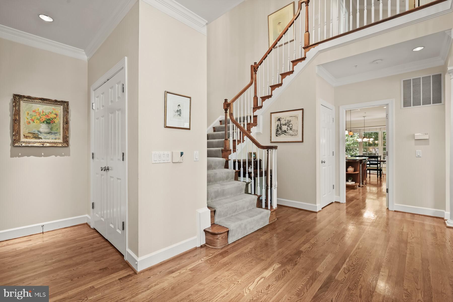 RIVER FALLS - Residential