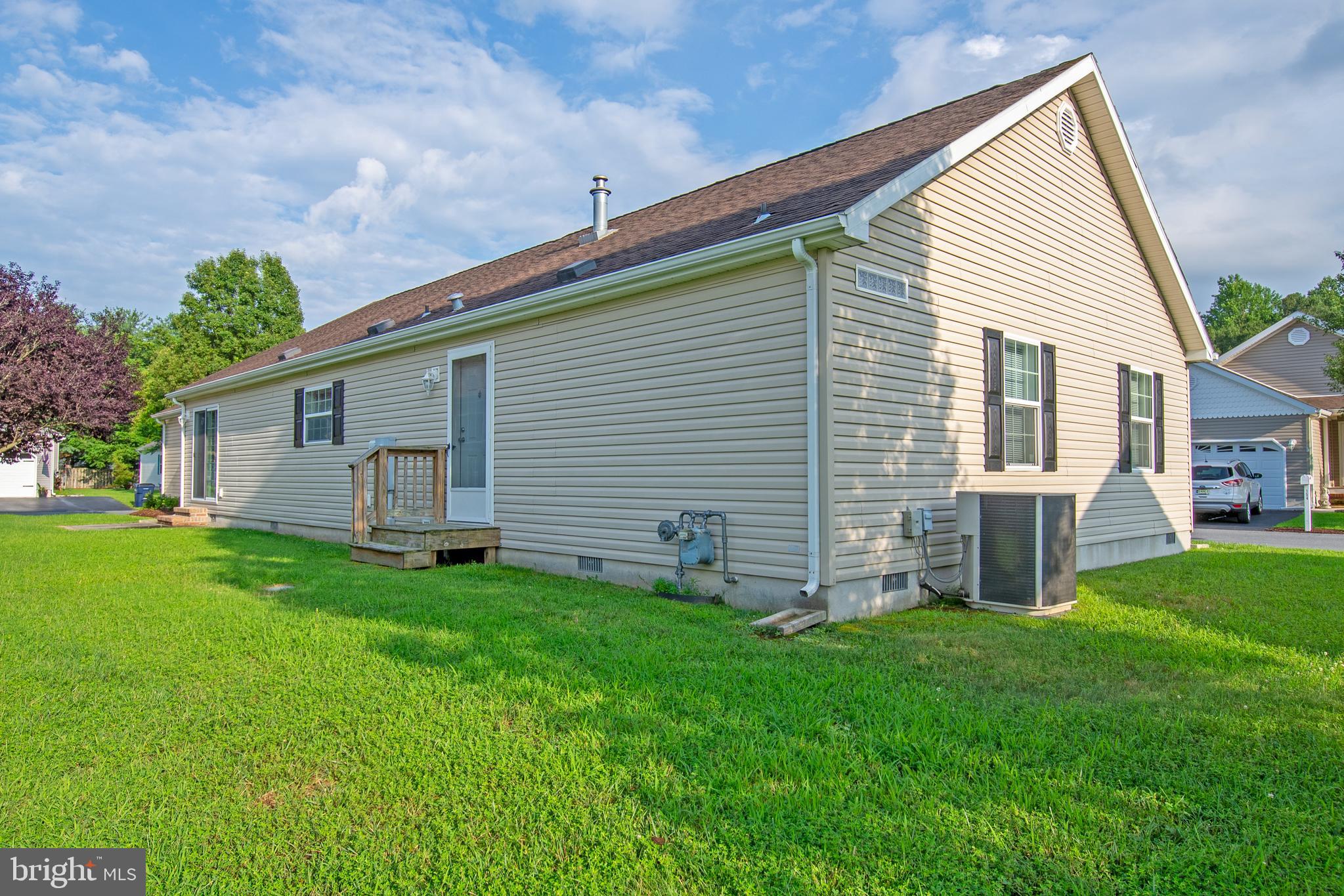 192 DAFFODIL DRIVE 36