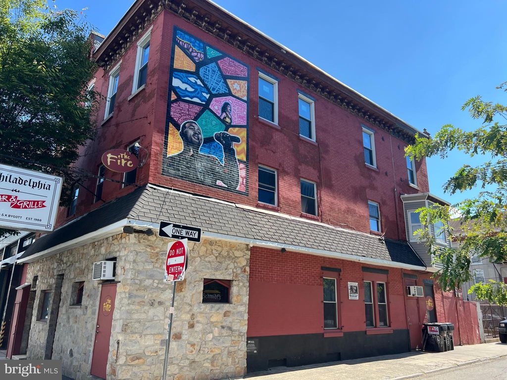 Photo of 410 W Girard Avenue, PHILADELPHIA, PA 19123 (MLS # PAPH2400342)