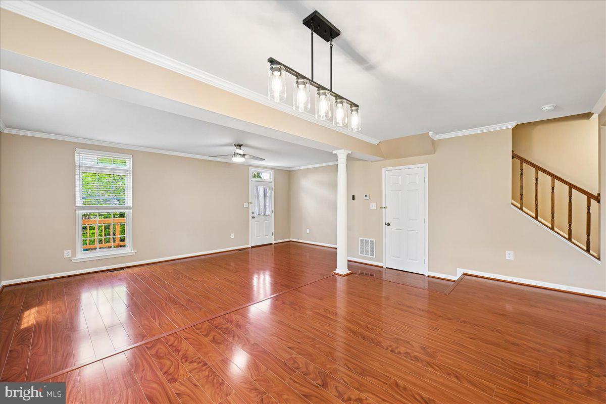 CENTREVILLE GREEN - Residential