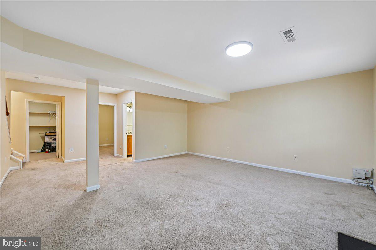 CENTREVILLE GREEN - Residential