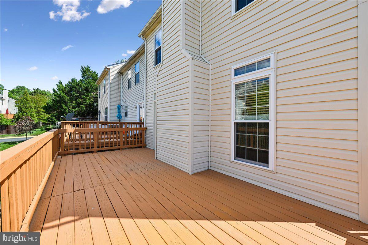 CENTREVILLE GREEN - Residential