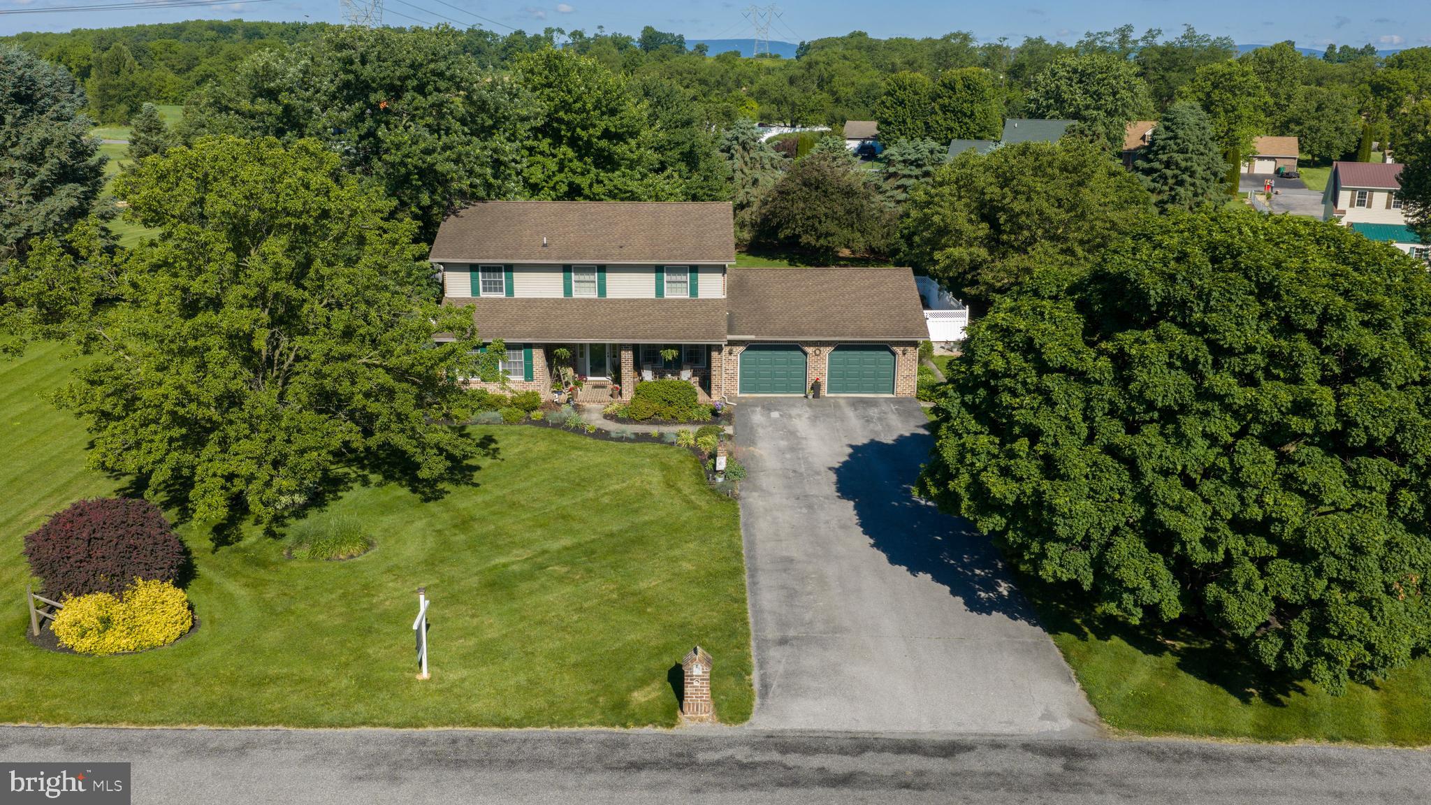 1015 HERITAGE AVENUE