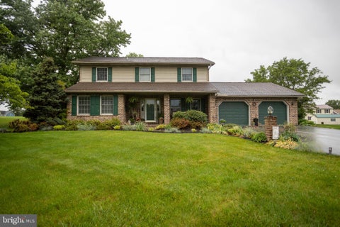 Homes For Sale - 1015 Heritage Avenue<br/> SHIPPENSBURG, PA 17257
