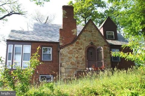 Photo of 2900 Queens Chapel Road, HYATTSVILLE, MD 20782 (MLS # MDPG2204998)