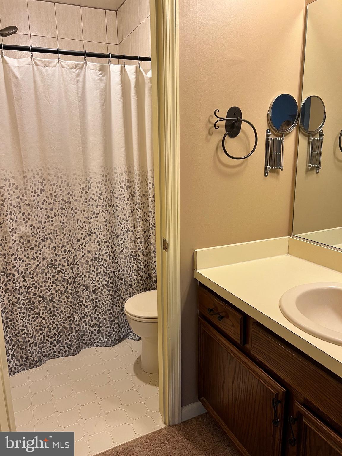 FLYING HILLS - Residential Lease