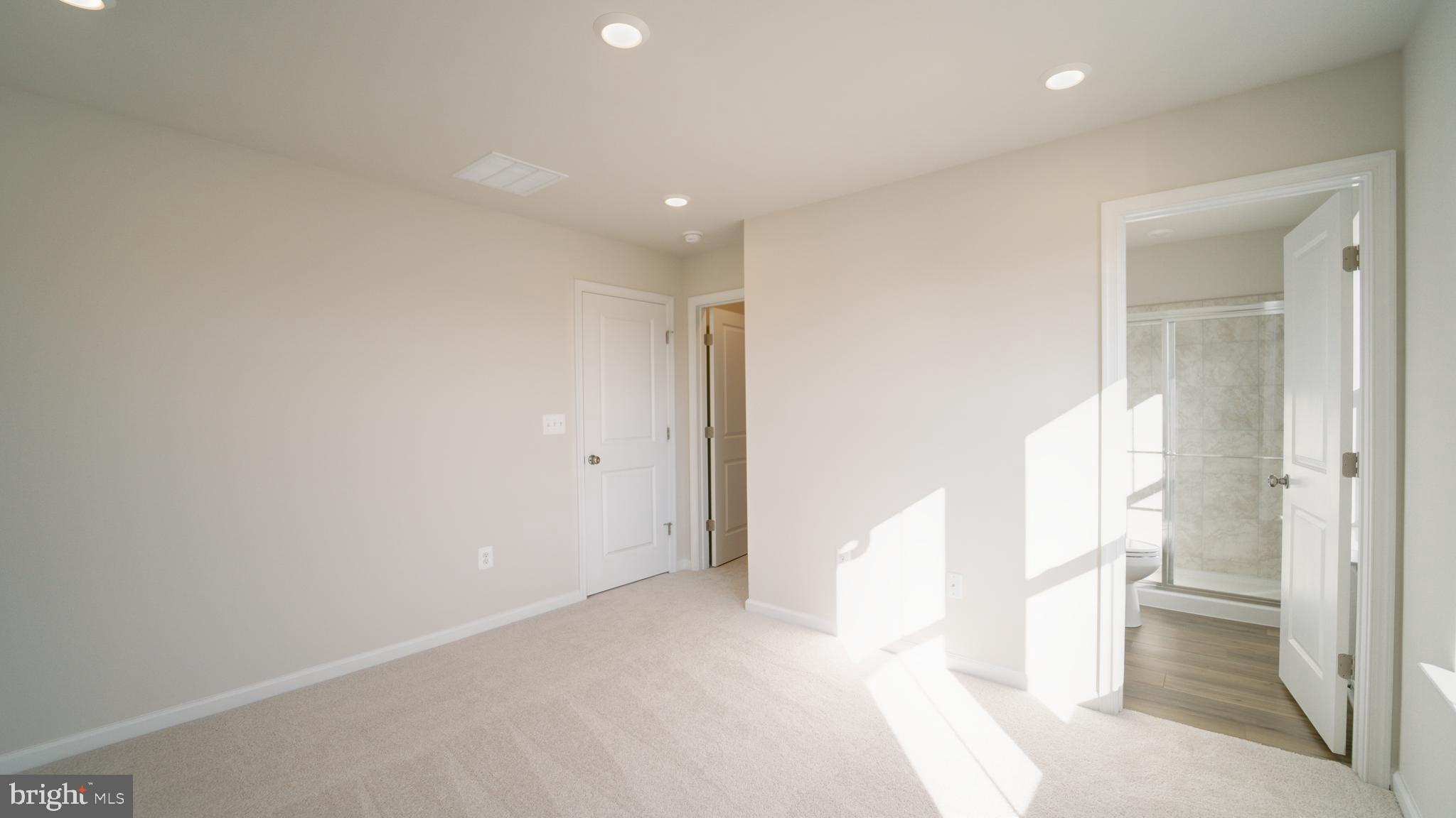 THE GALLERY - Residential Lease