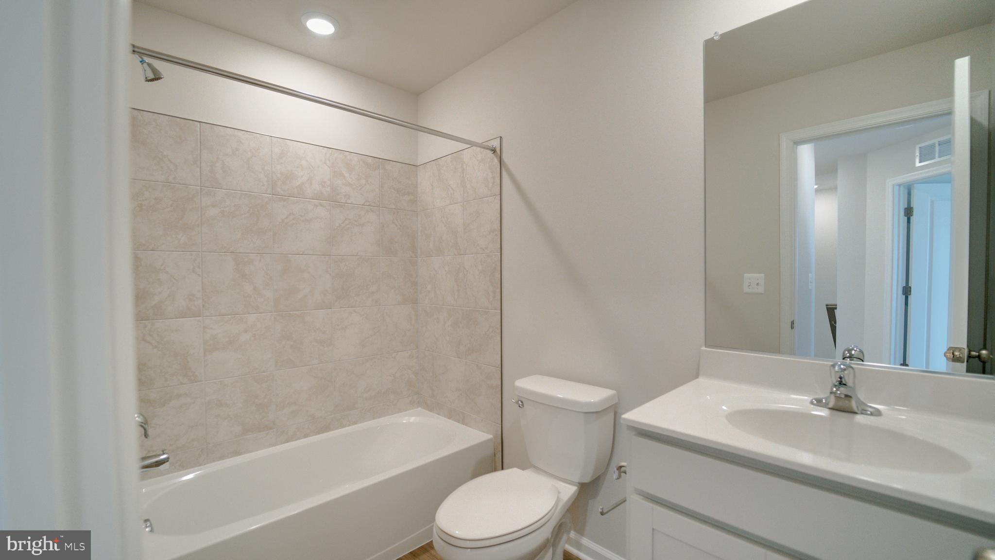 THE GALLERY - Residential Lease