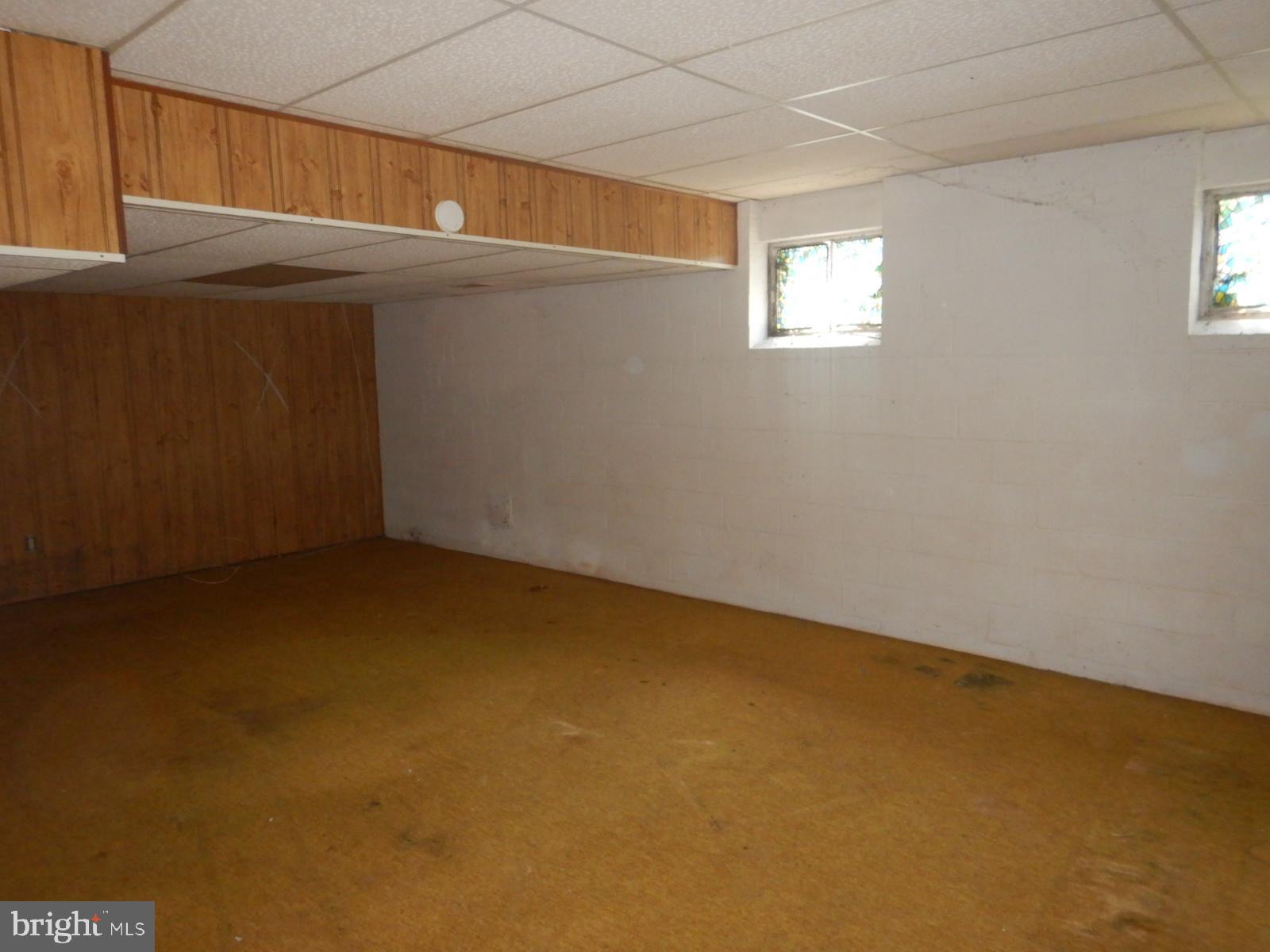 LINSEY ACRES - Residential