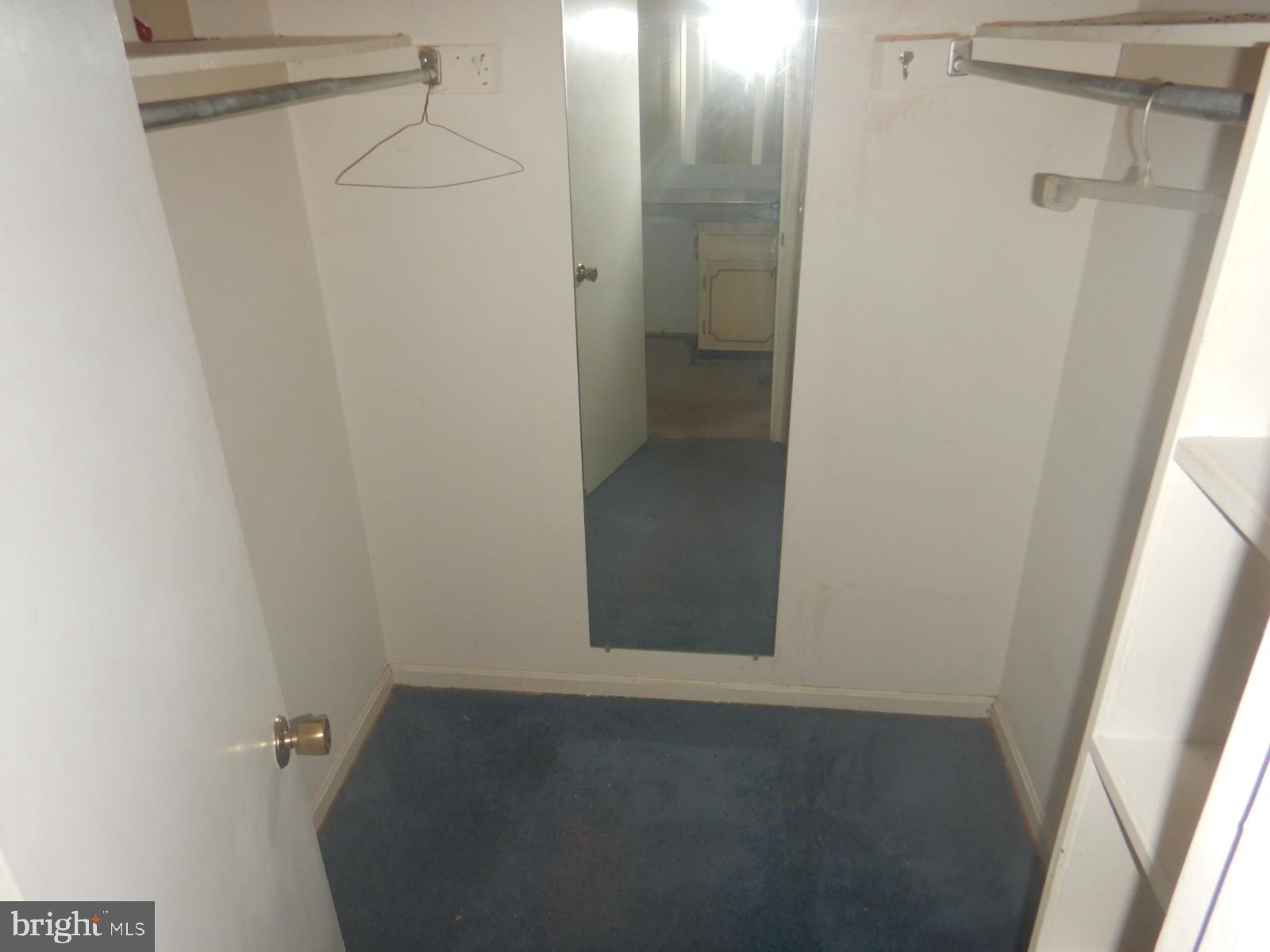 LINSEY ACRES - Residential