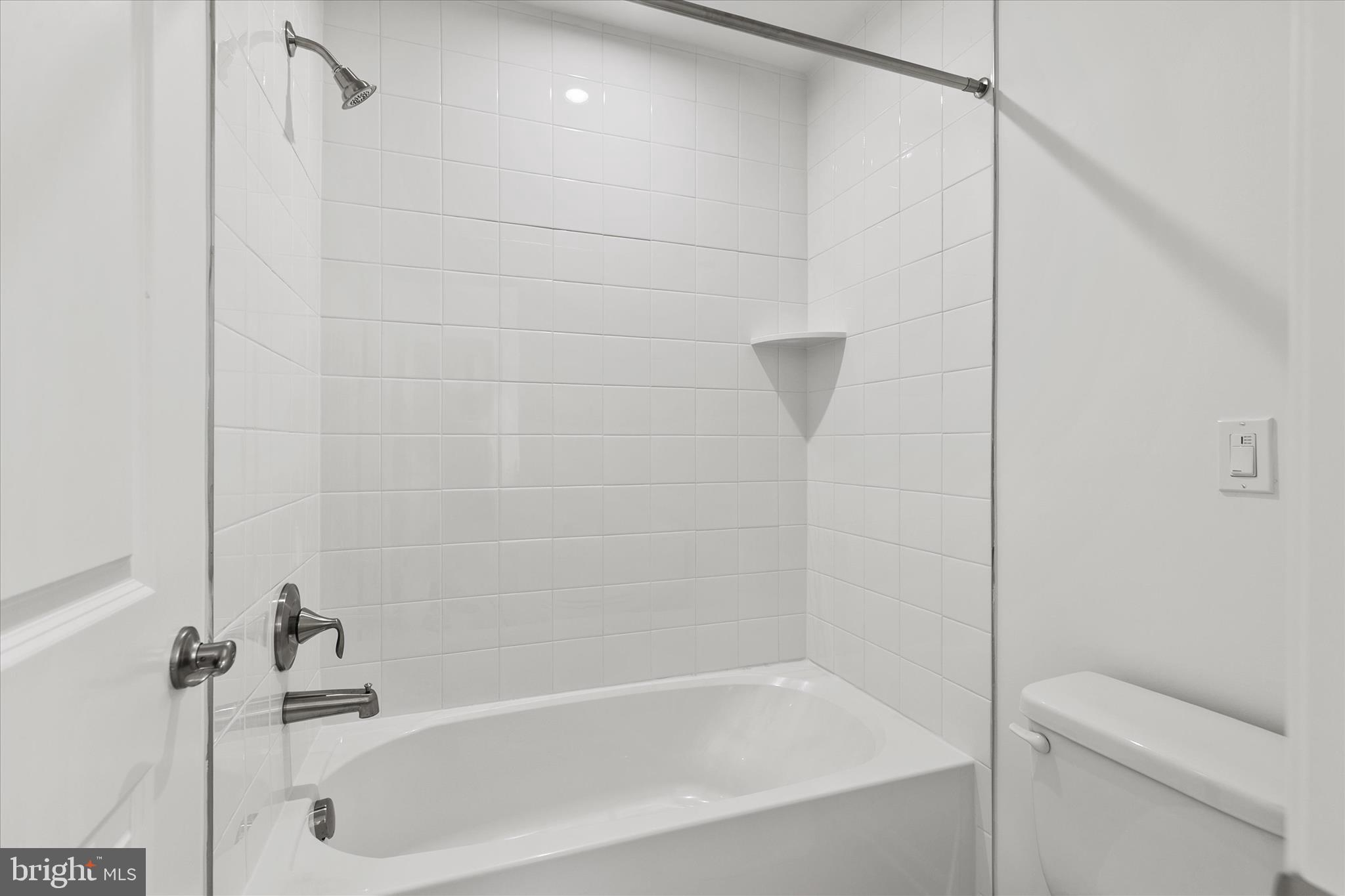 SILVER WOODS - Residential