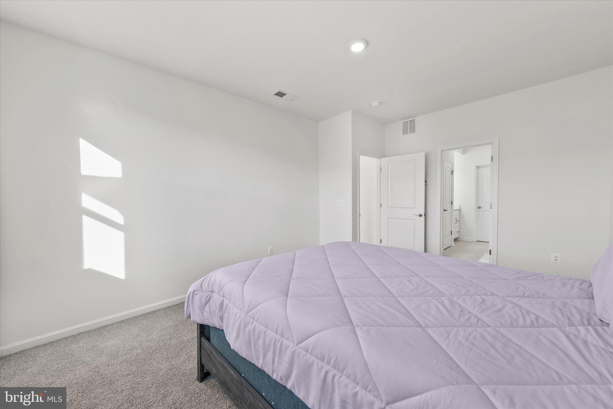 SILVER WOODS - Residential