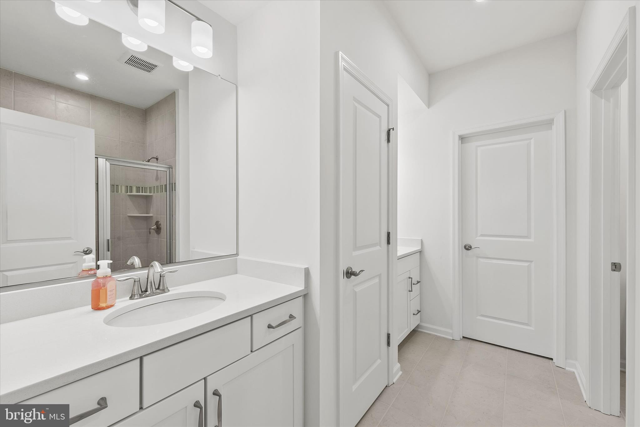 SILVER WOODS - Residential