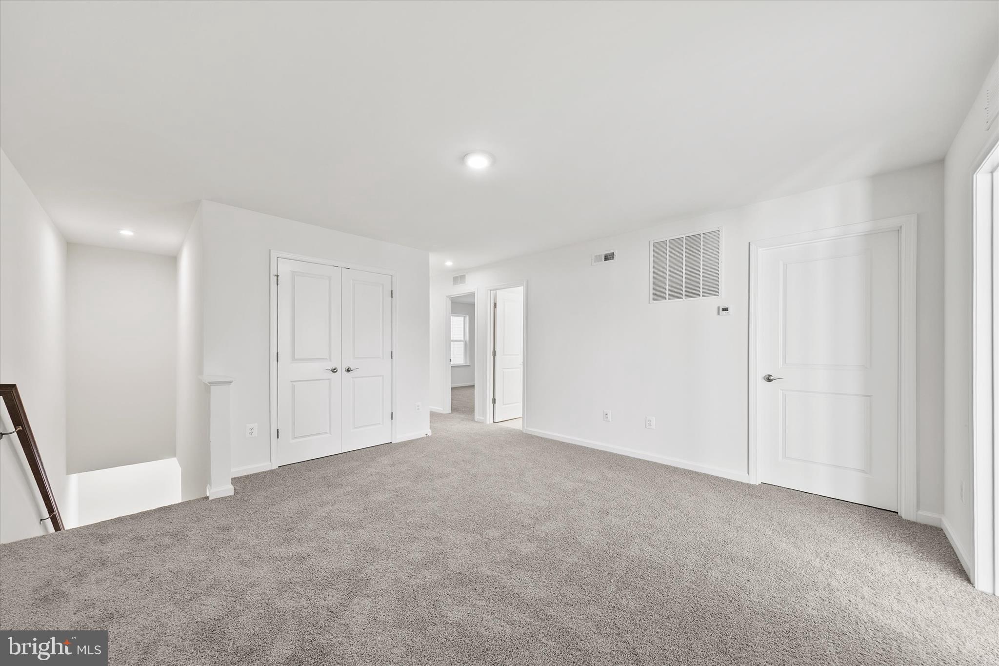 SILVER WOODS - Residential