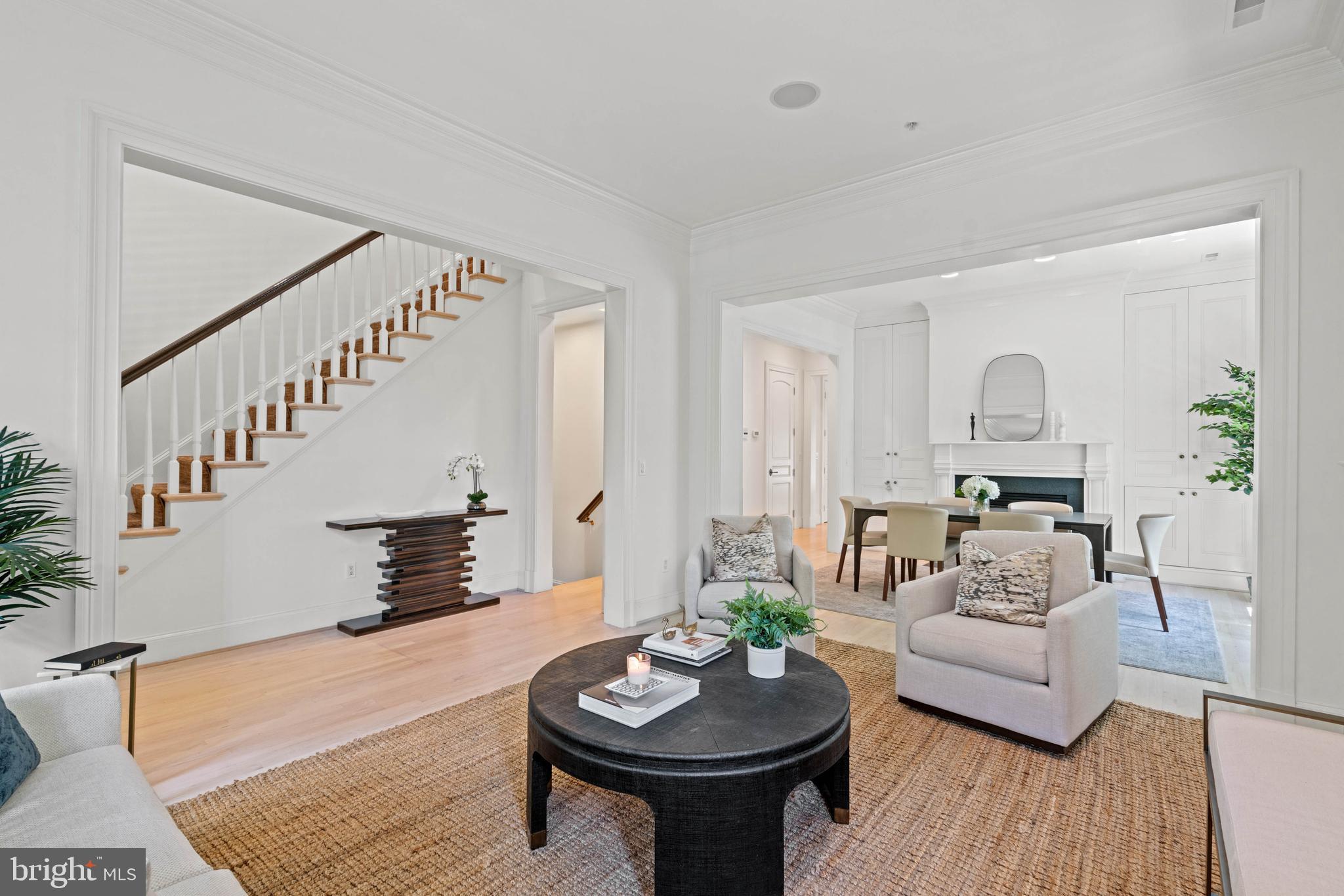 CATHEDRAL HEIGHTS - Residential