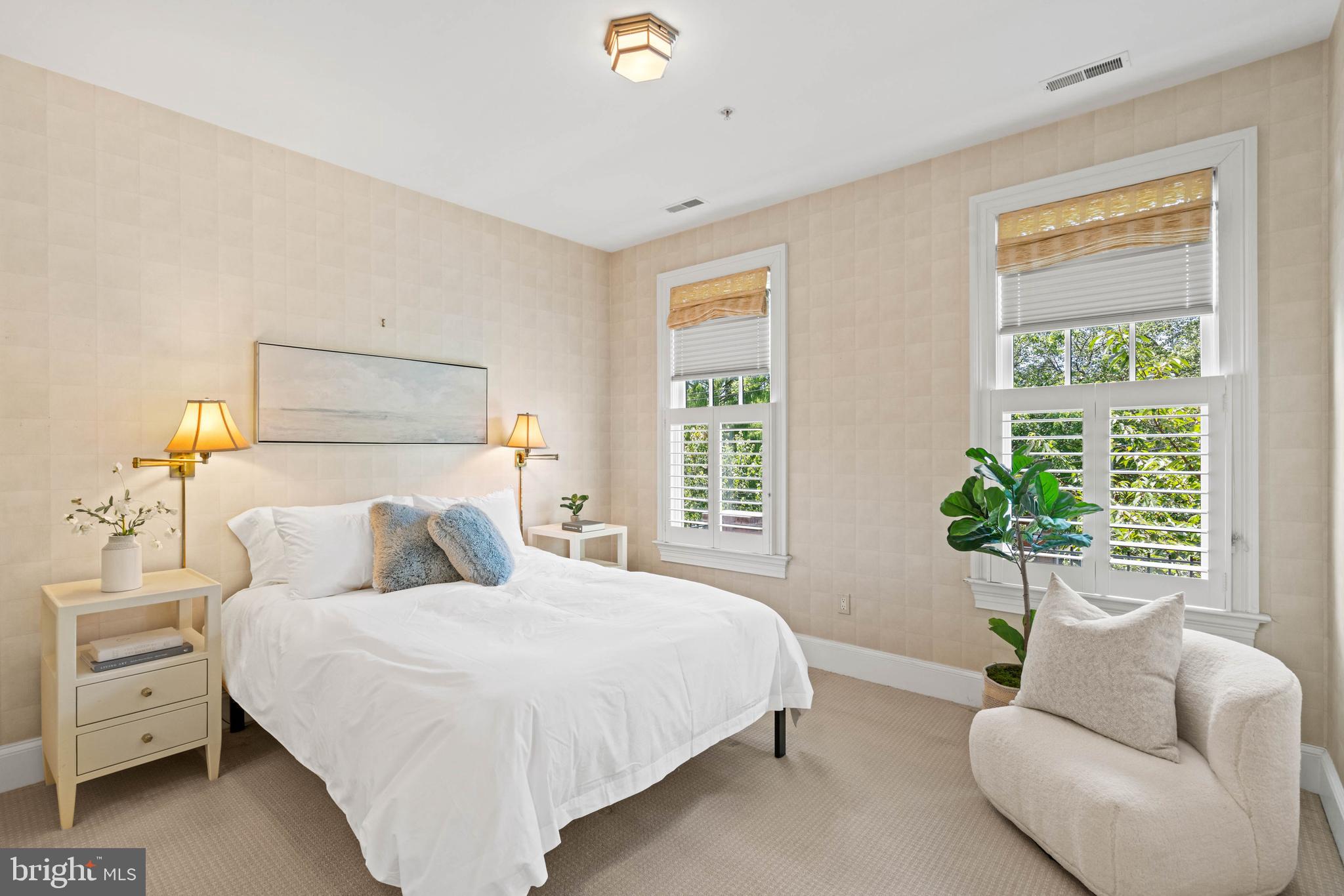 CATHEDRAL HEIGHTS - Residential