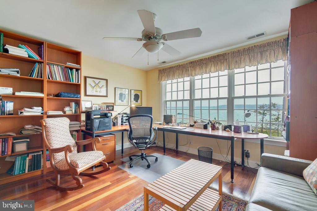 WOOLFORD - Residential