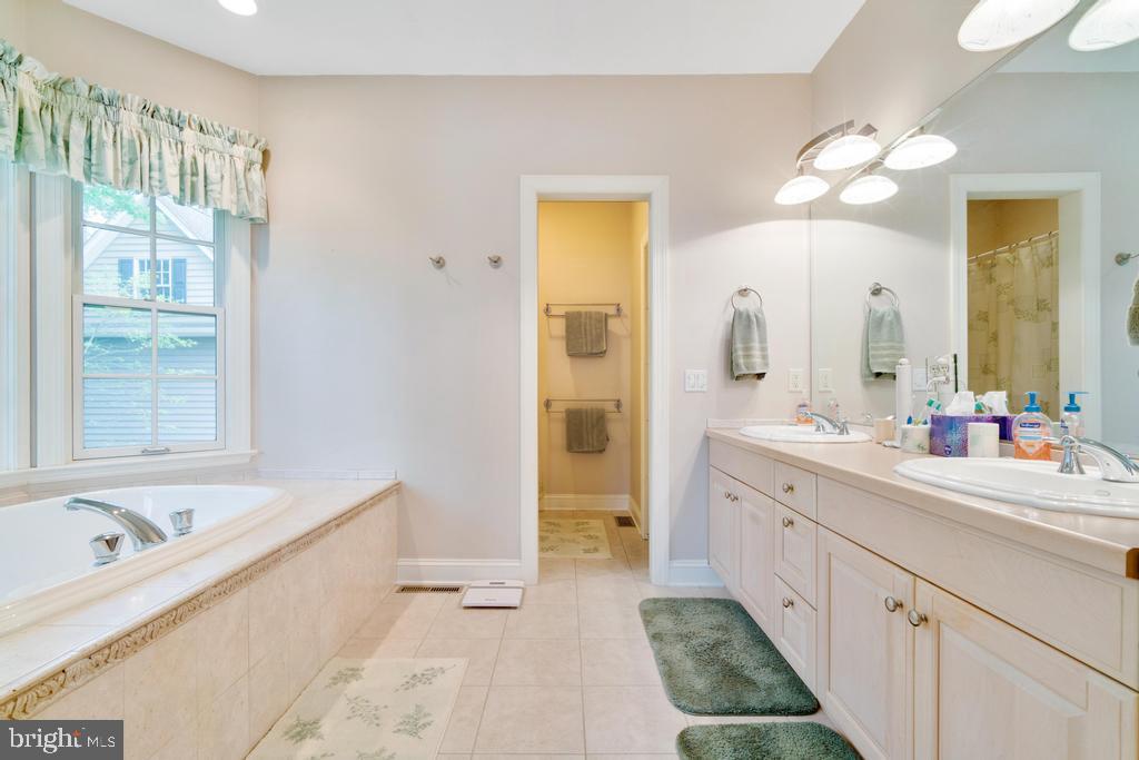 WOOLFORD - Residential