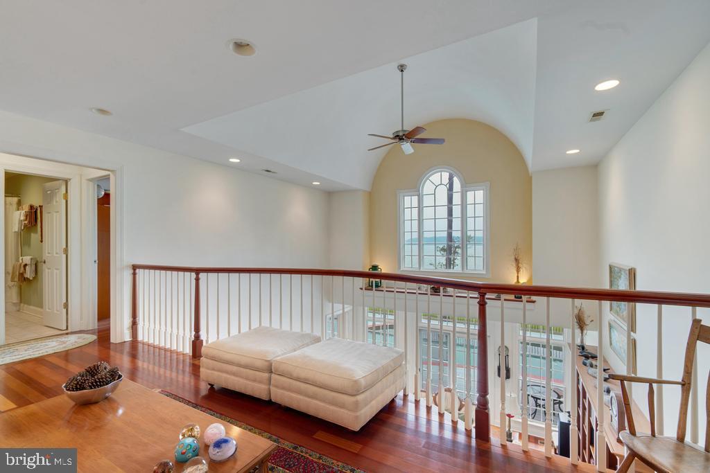 WOOLFORD - Residential