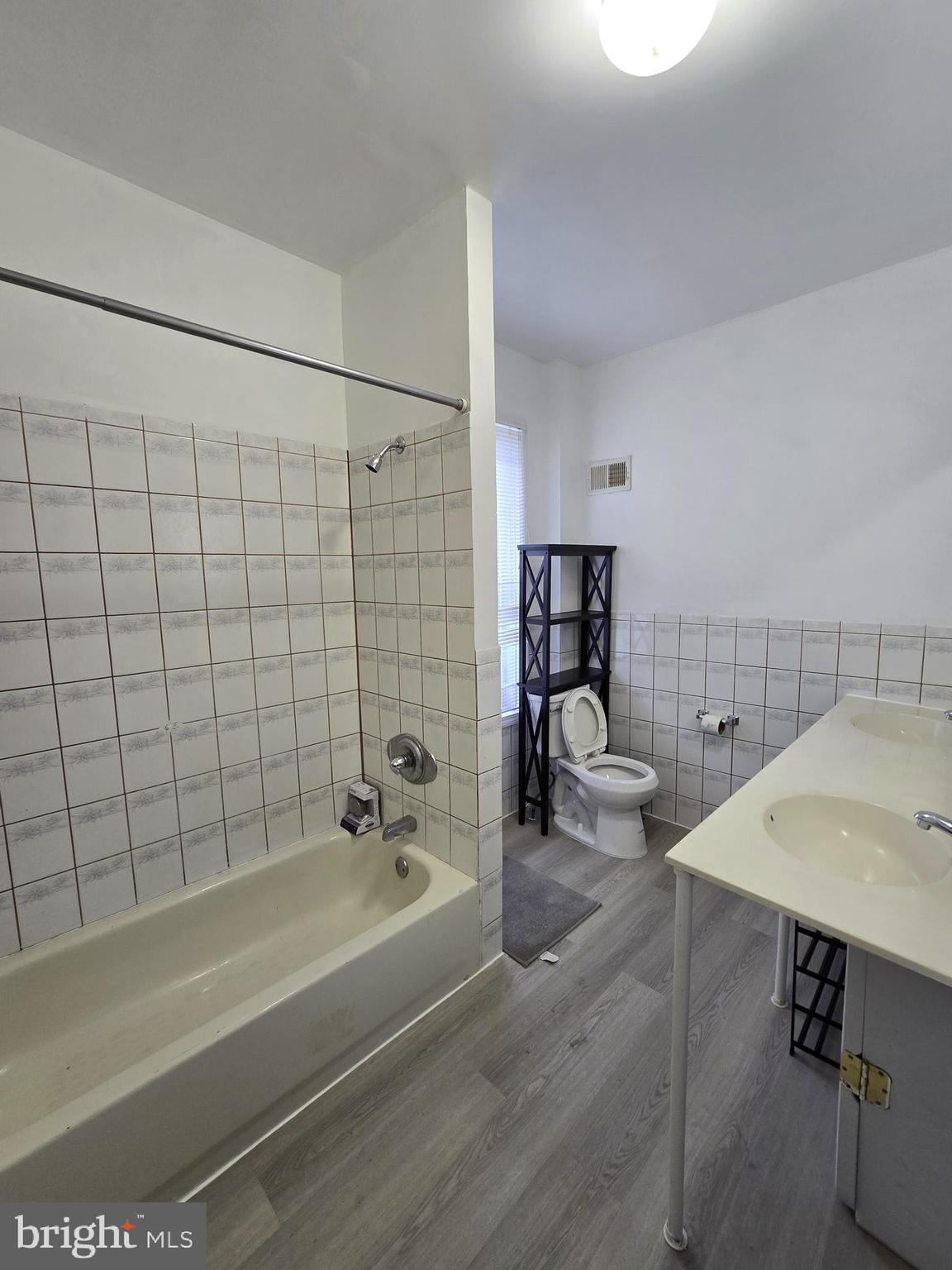 PHILADELPHIA - Residential