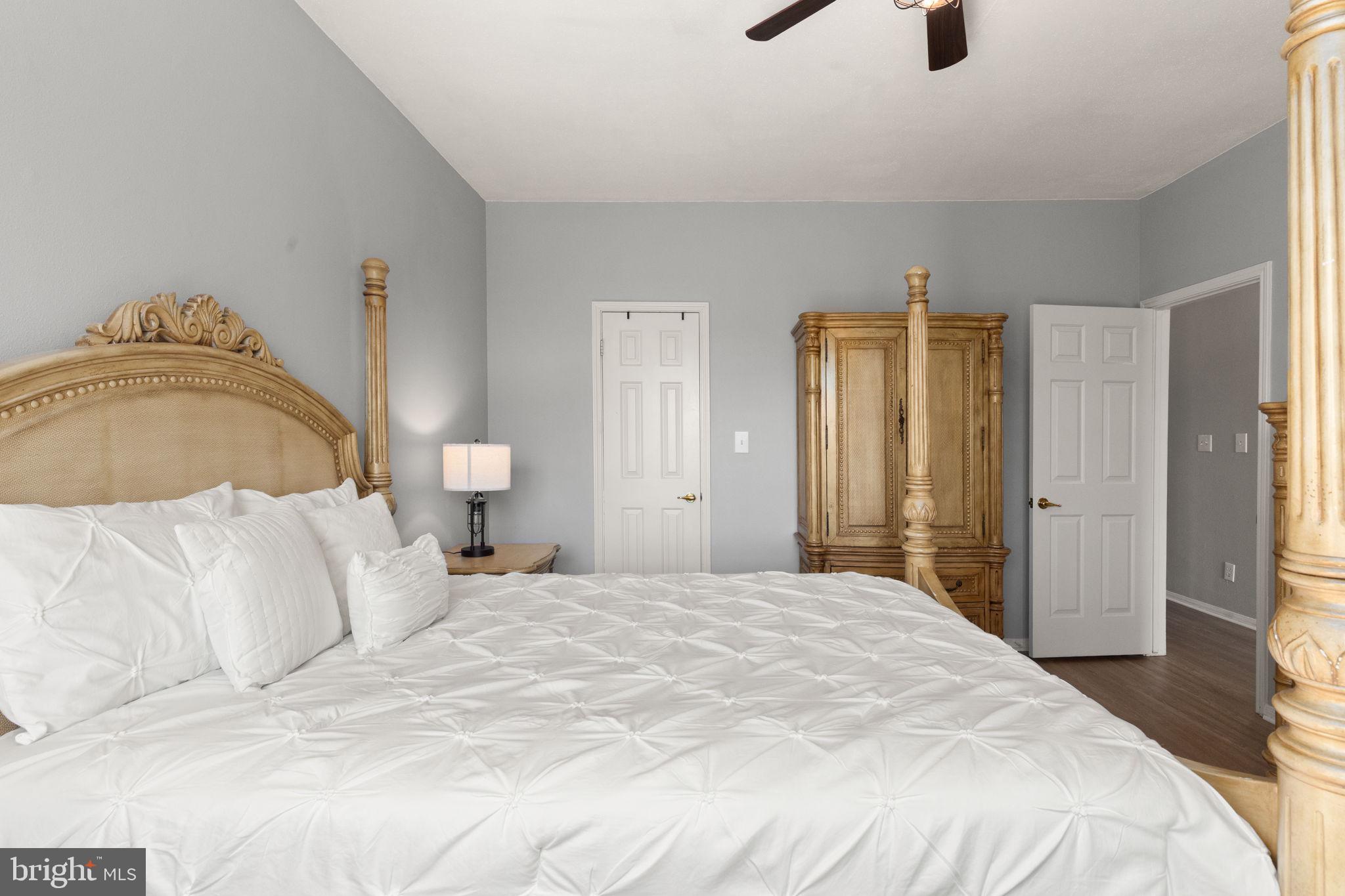 ENGLISH COUNTRY MANOR - Residential