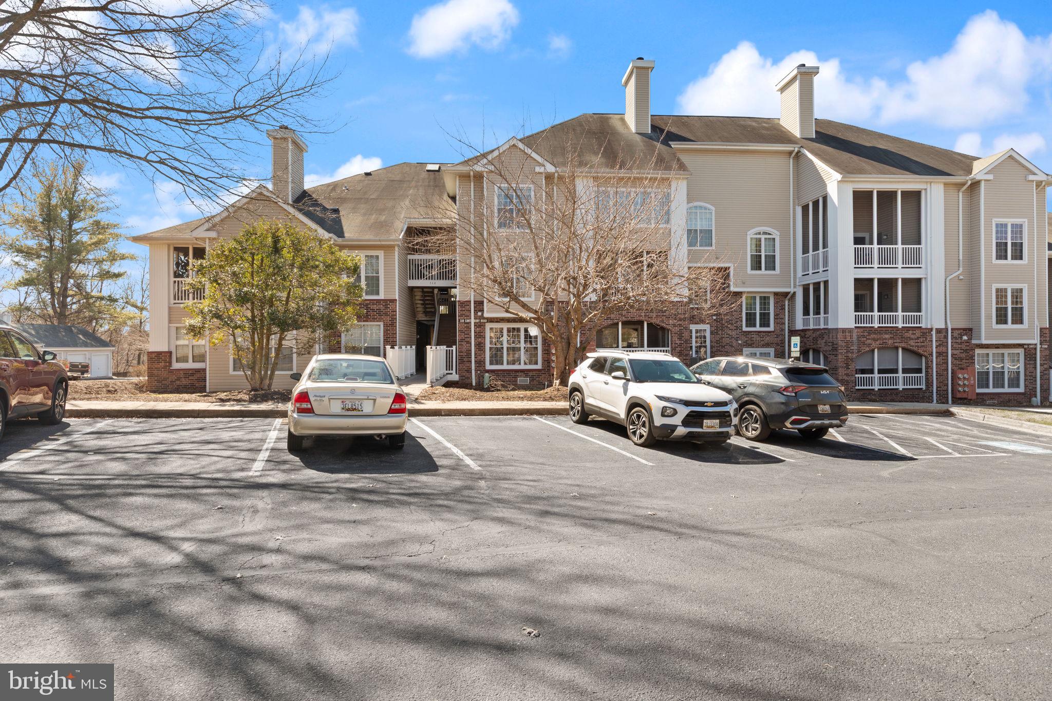 ENGLISH COUNTRY MANOR - Residential