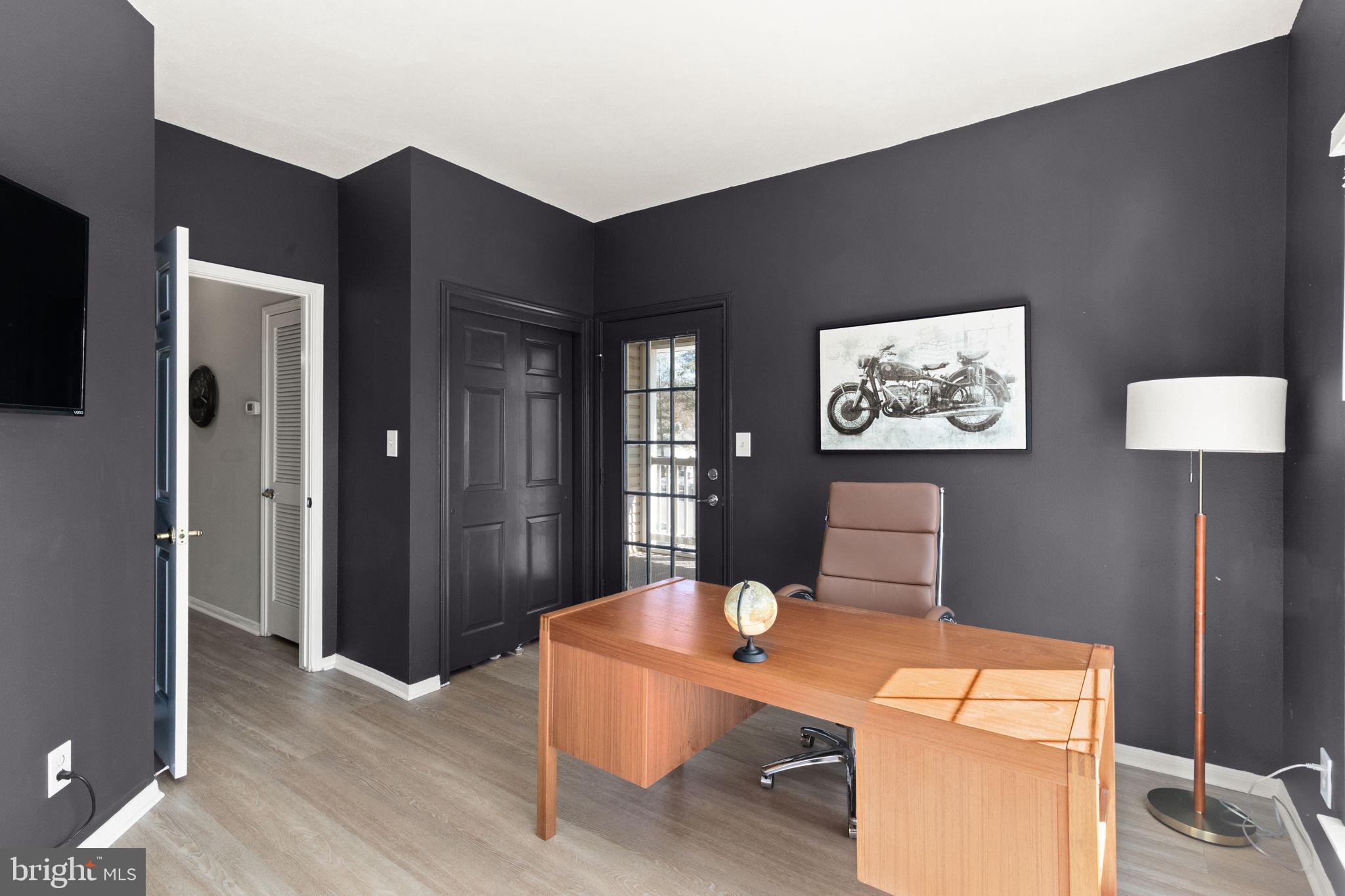 ENGLISH COUNTRY MANOR - Residential