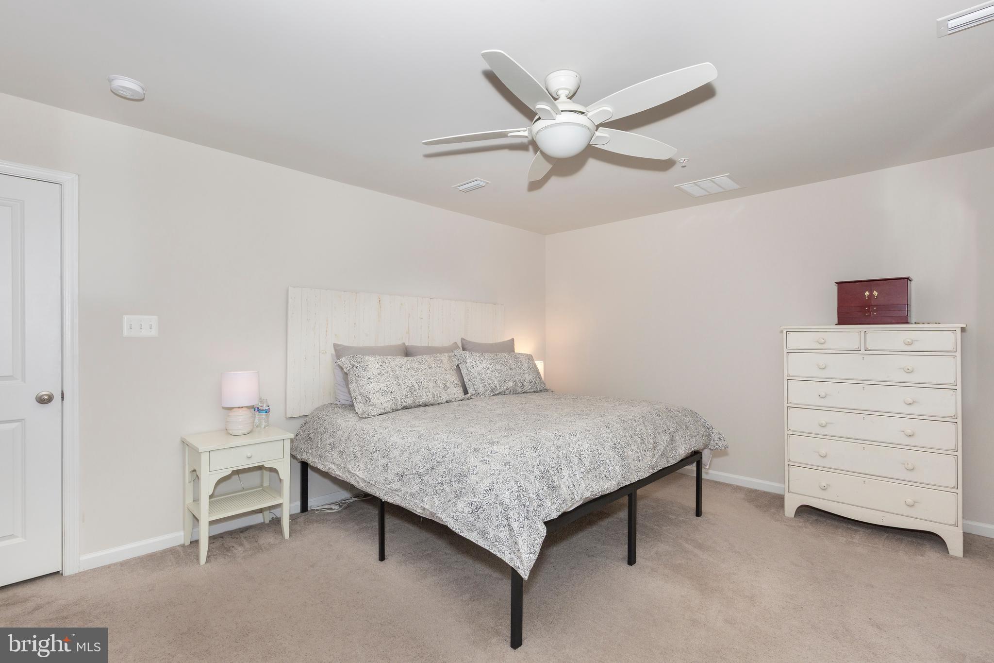 MEADE'S CROSSING - Residential