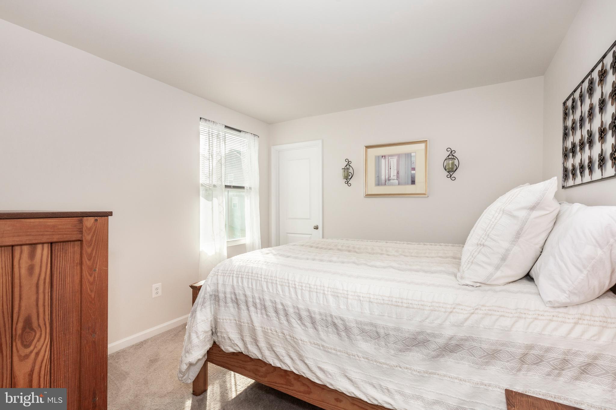 MEADE'S CROSSING - Residential