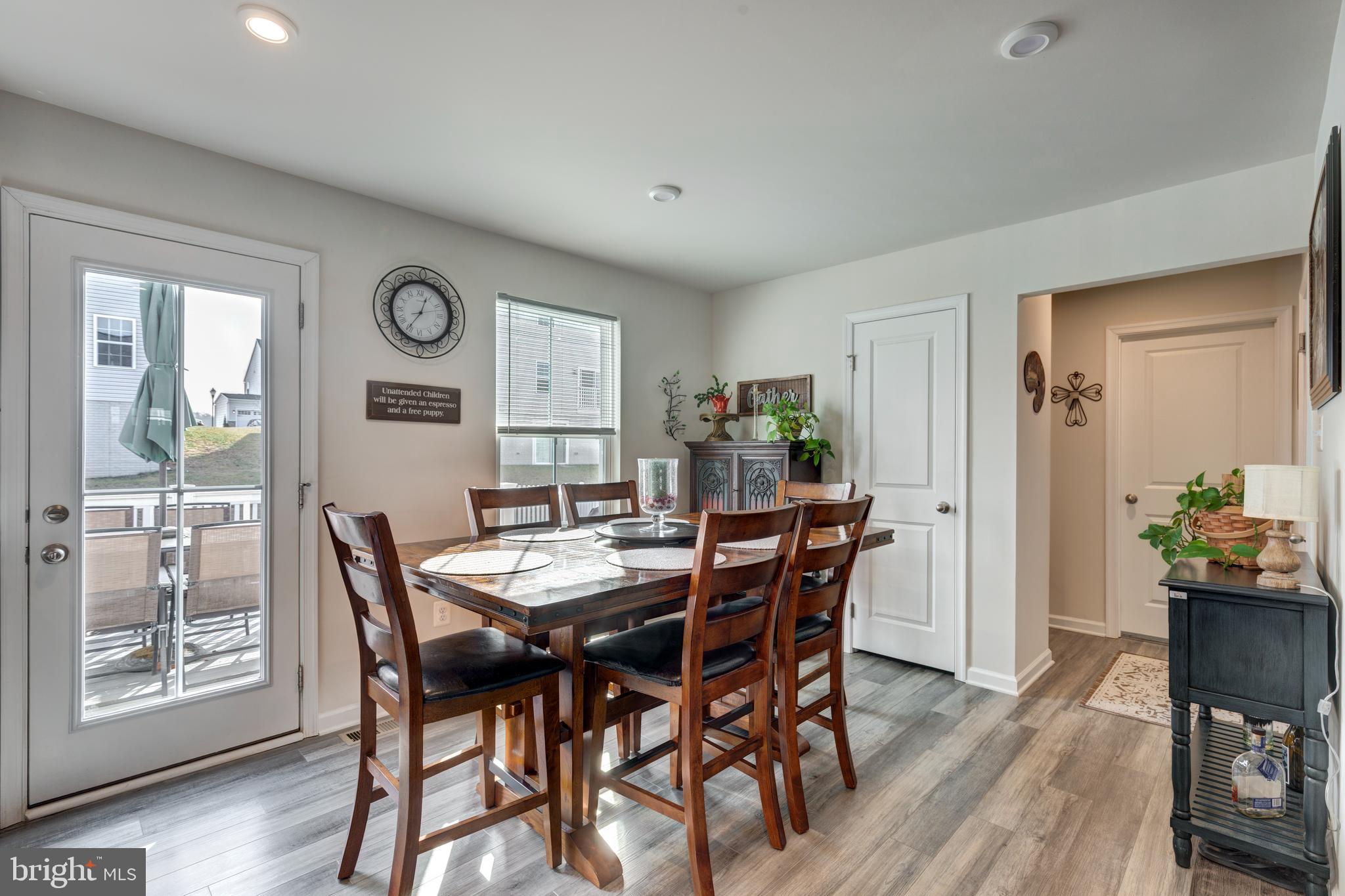 MEADE'S CROSSING - Residential