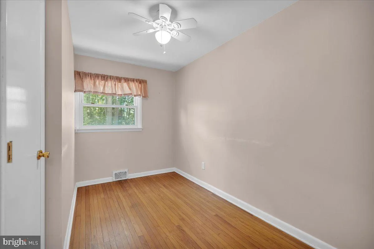 Millville, New Jersey 08332, United States, 3 Bedrooms Bedrooms, ,2 BathroomsBathrooms,Residential,Contingent,136228