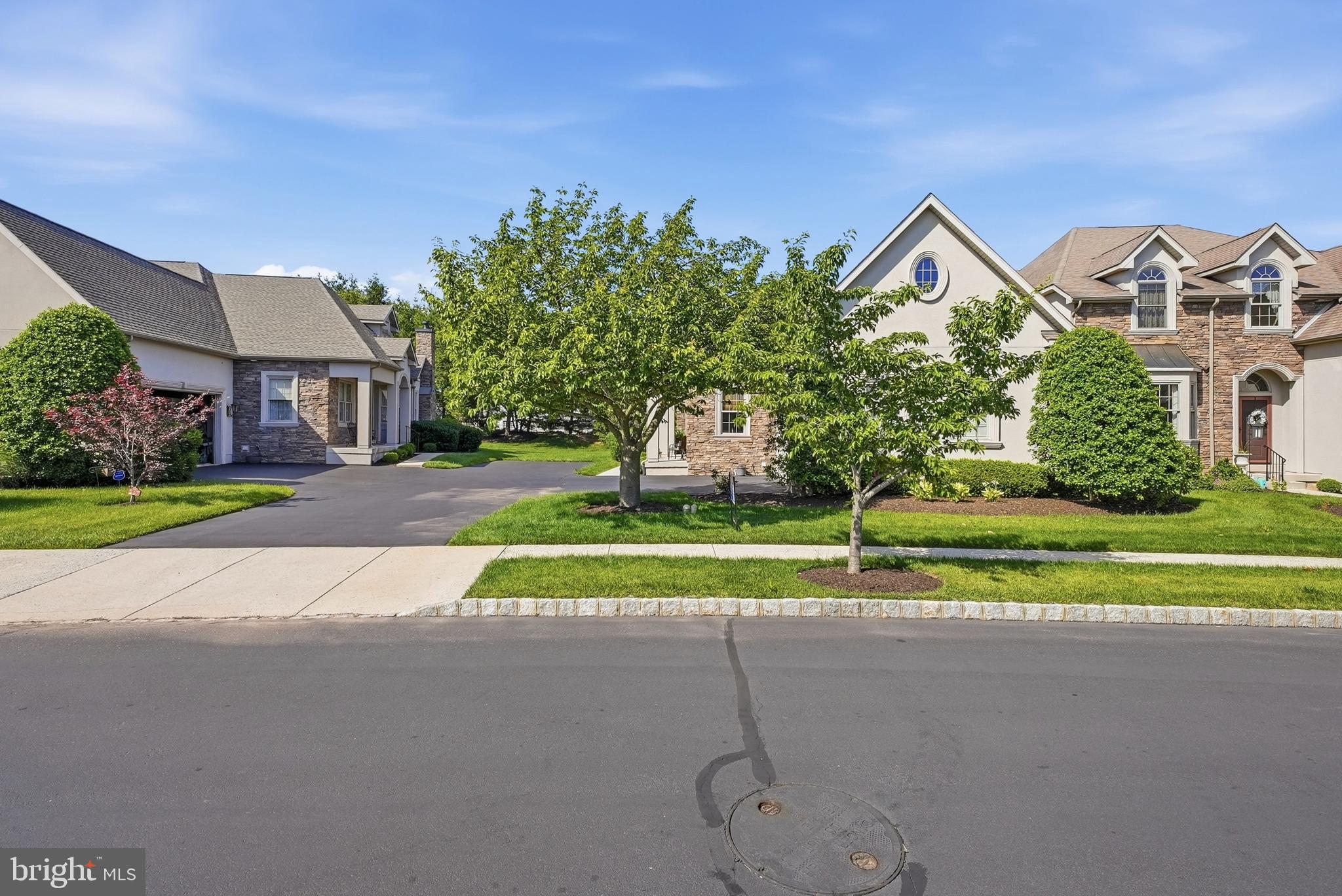 265 COUNTRY CLUB DRIVE