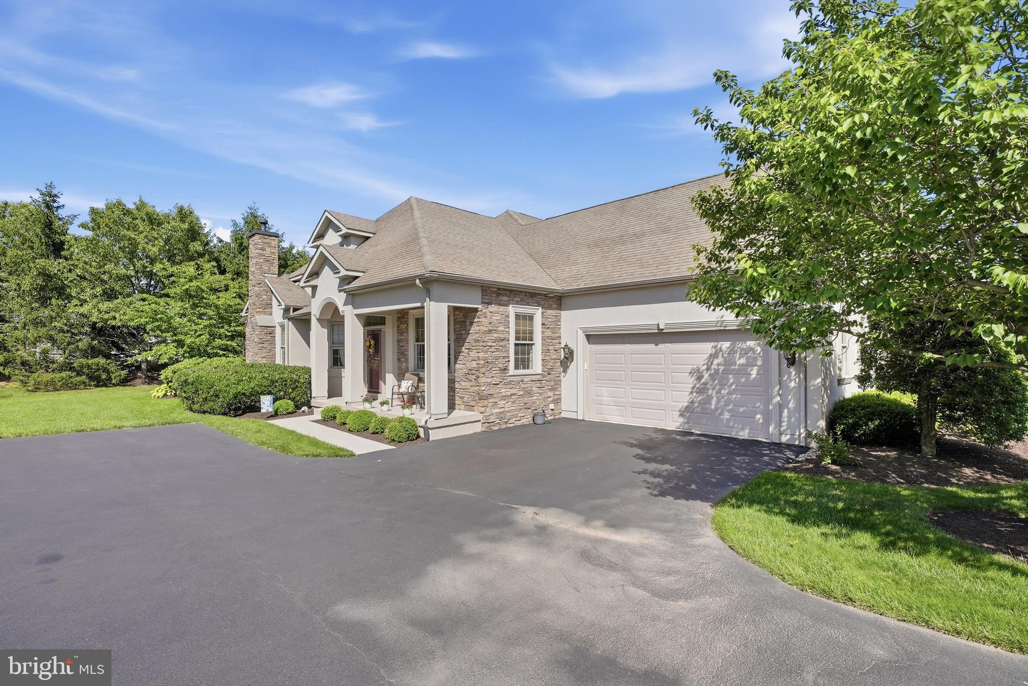 265 COUNTRY CLUB DRIVE