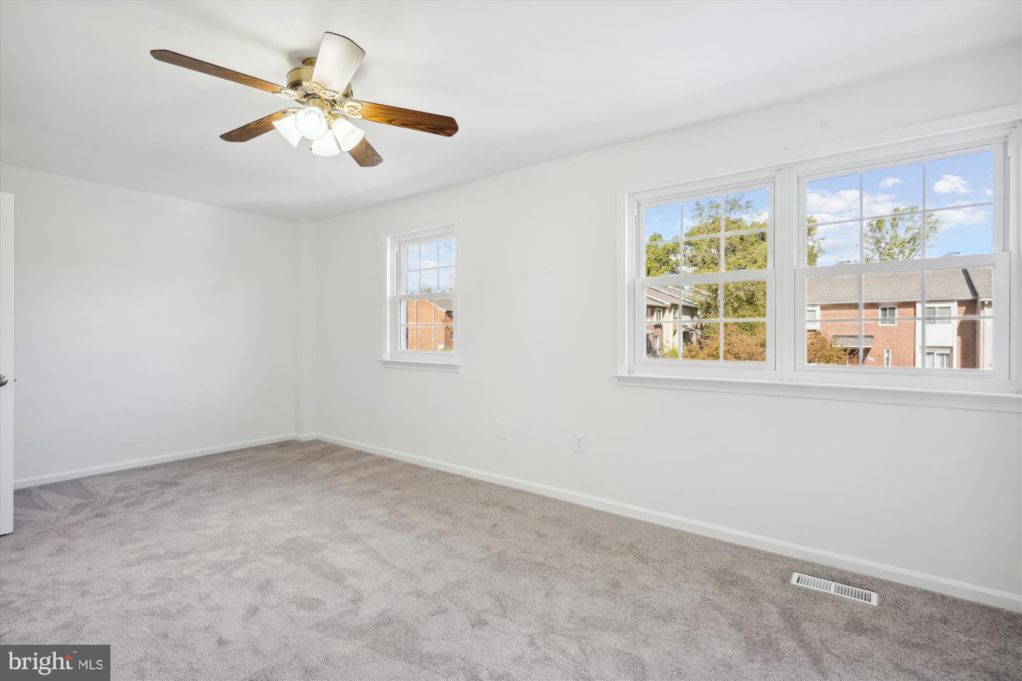 TERRACE TOWNHOUSES OF ANNANDALE - Residential