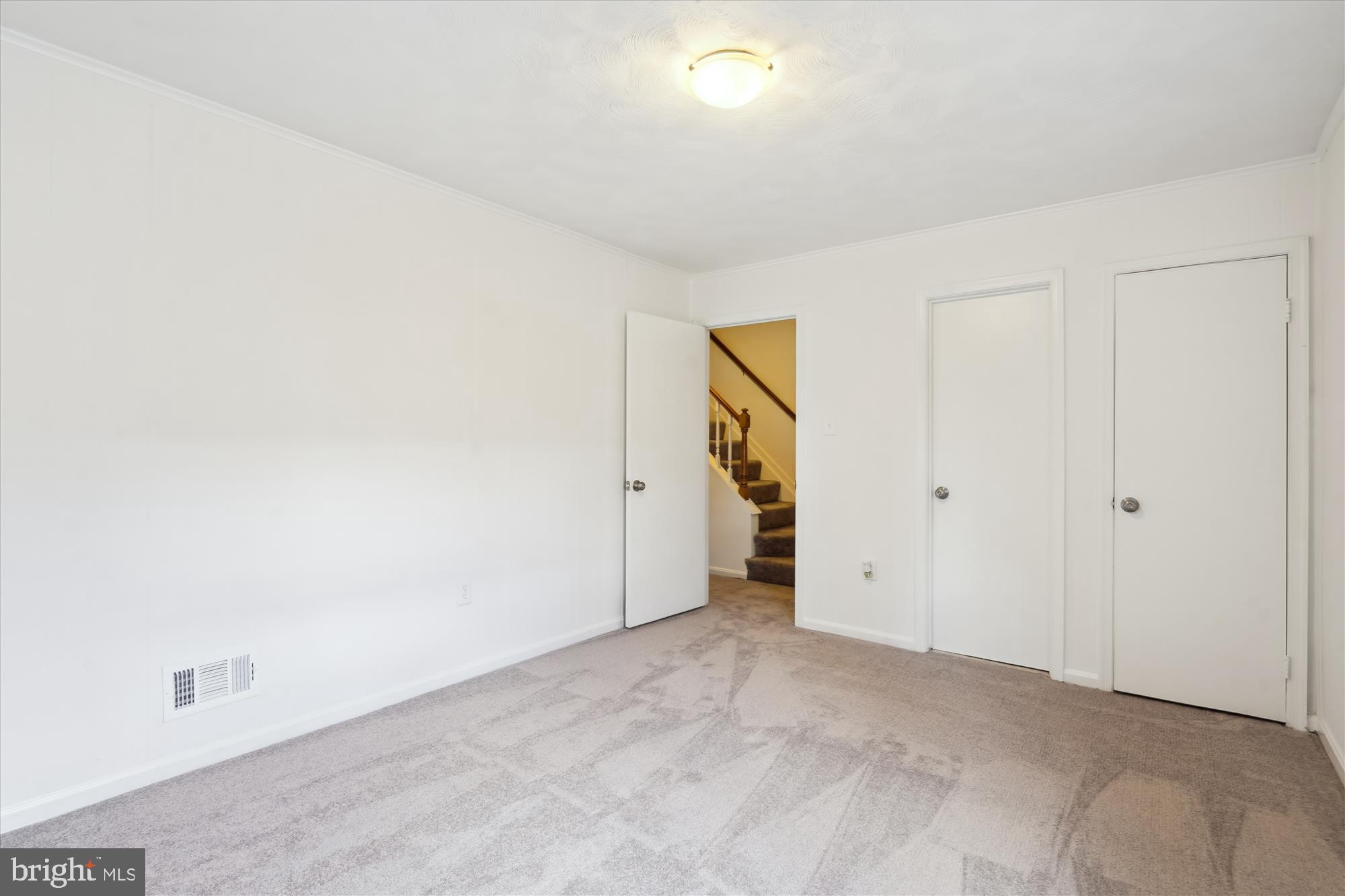 TERRACE TOWNHOUSES OF ANNANDALE - Residential